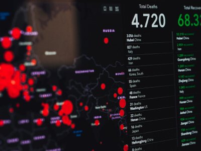 Podcasts tech news podcast cover img 2